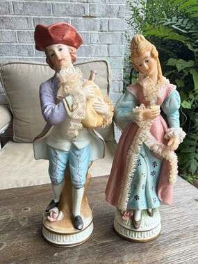 Vintage Norleans Japan Piar of Porcelain Figurines